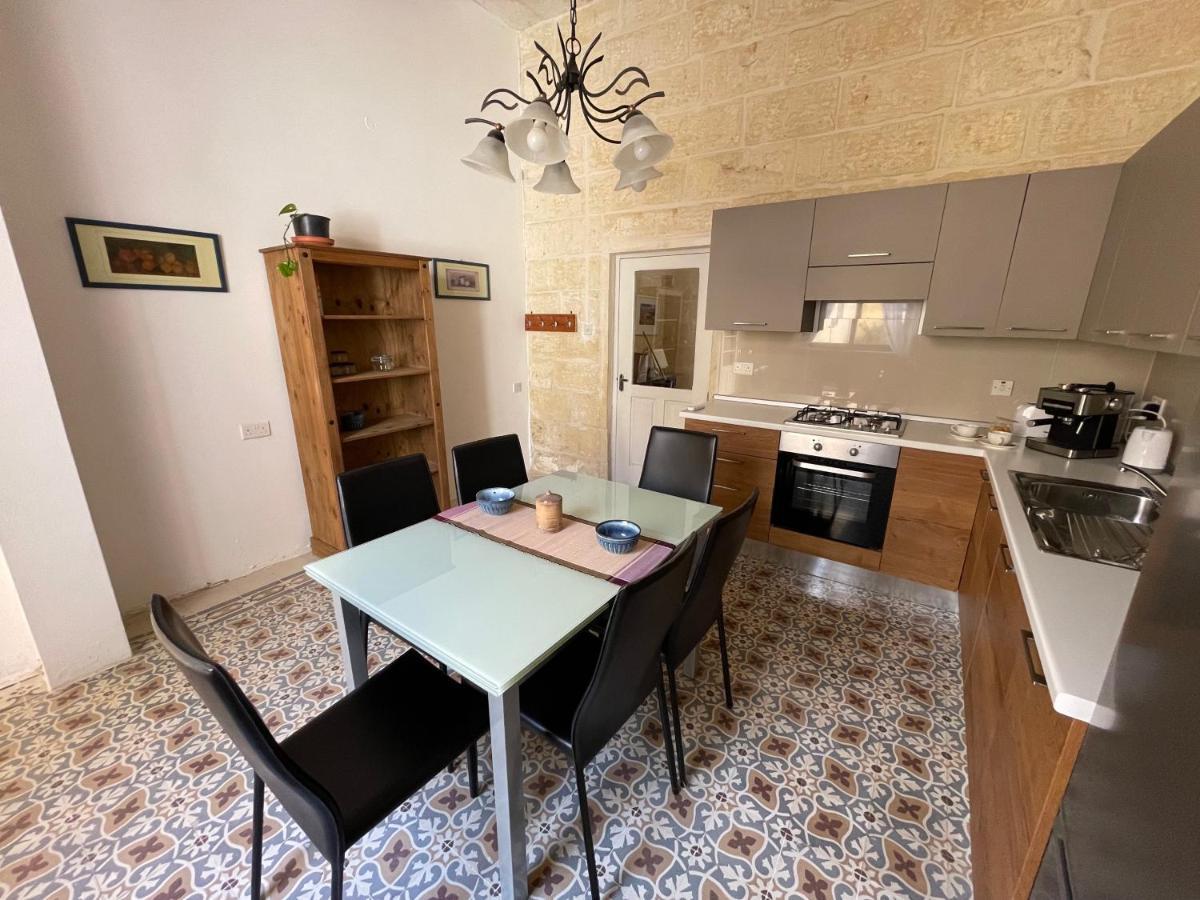 Penelope Townhouse Hotel Ghajn il-Kbira  Luaran gambar