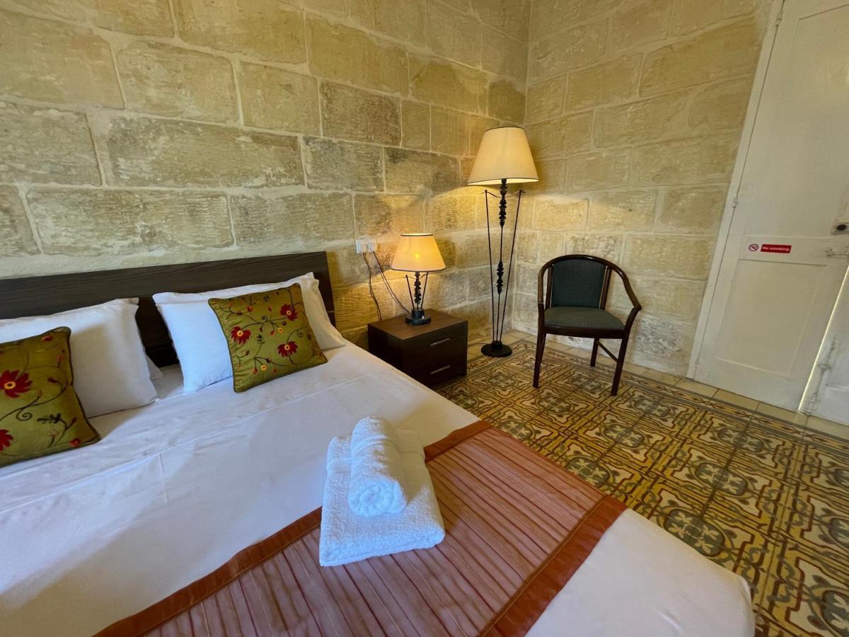 Penelope Townhouse Hotel Ghajn il-Kbira  Luaran gambar