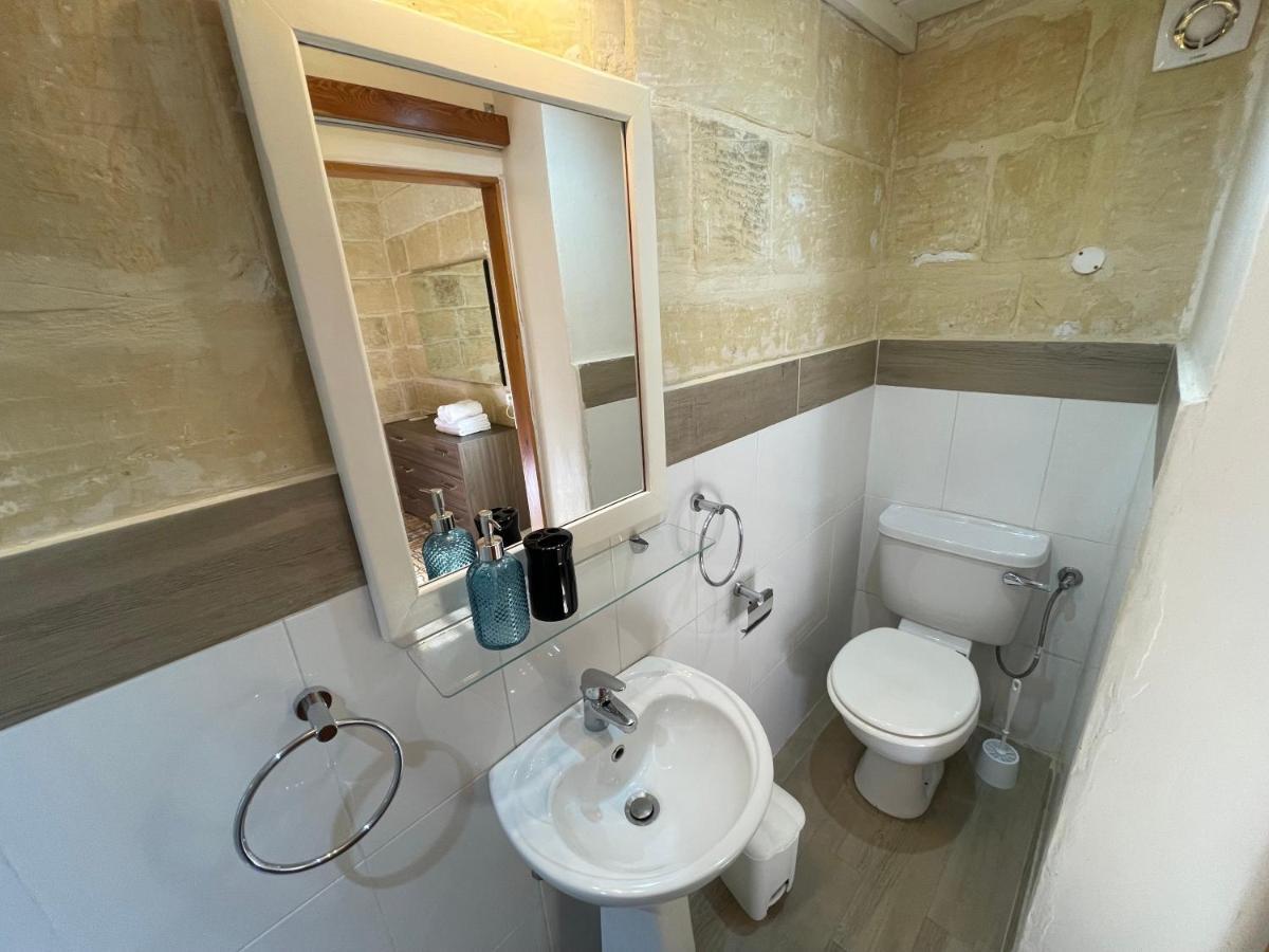 Penelope Townhouse Hotel Ghajn il-Kbira  Luaran gambar