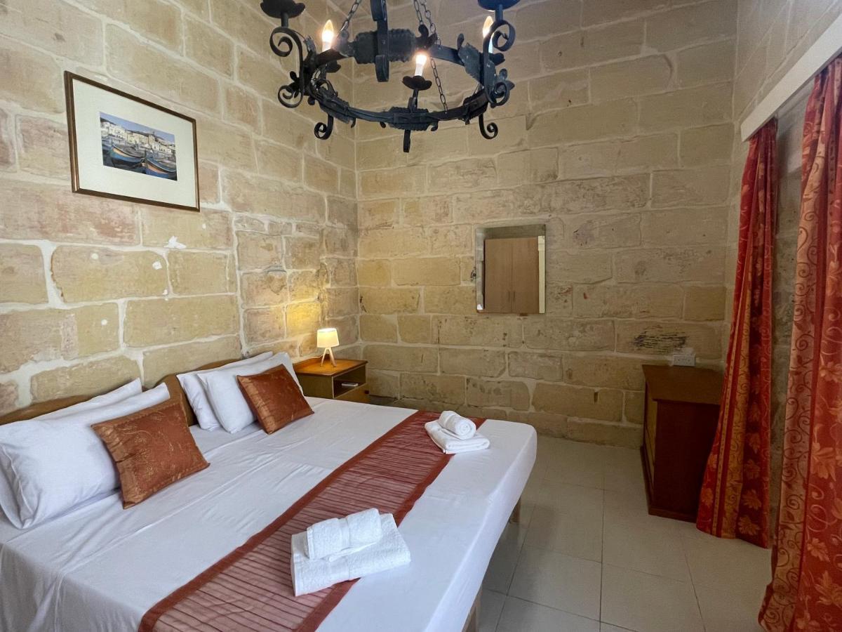 Penelope Townhouse Hotel Ghajn il-Kbira  Luaran gambar
